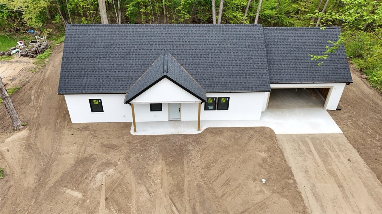 20160 Parkway Avenue Three Rivers, MI 49093 - Photo 5 of 6