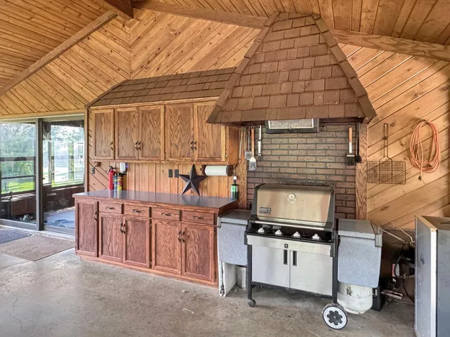 $595,000 | 2676 140th Street, Garvin, MN 56132