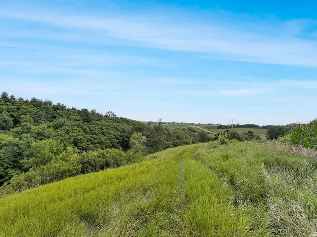 $595,000 | 2676 140th Street, Garvin, MN 56132