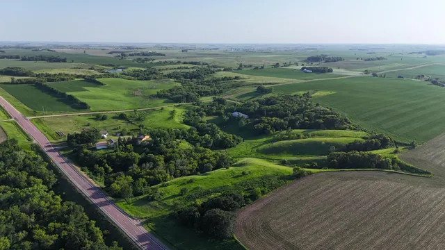 $595,000 | 2676 140th Street, Garvin, MN 56132