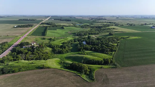 $595,000 | 2676 140th Street, Garvin, MN 56132