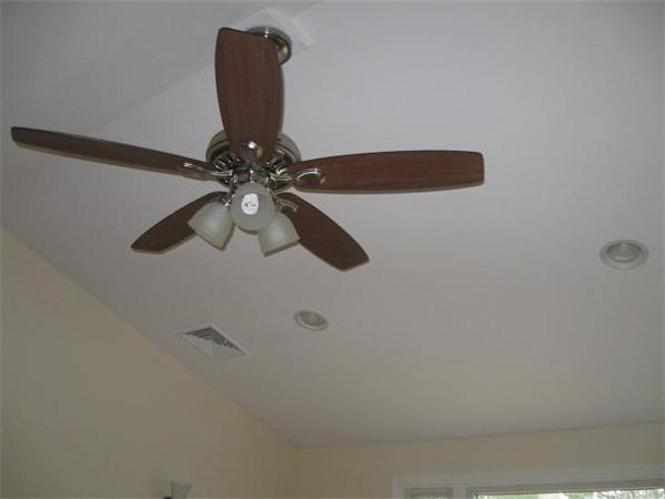 2 Ranch Lane Easthampton, MA 01027 - Photo 6 of 23 Gallery Image 6