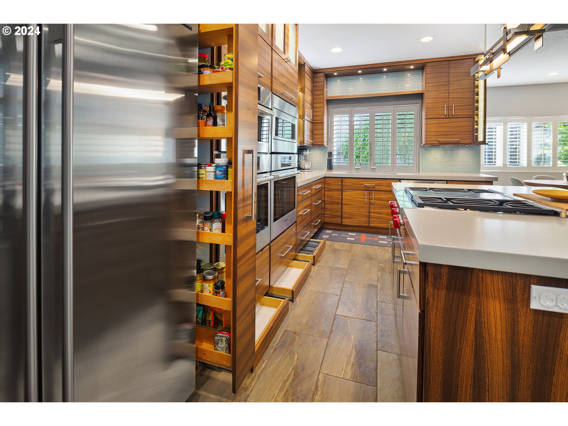 13867 Southwest Benchview Terrace Portland, OR 97223 - Photo 15 of 48