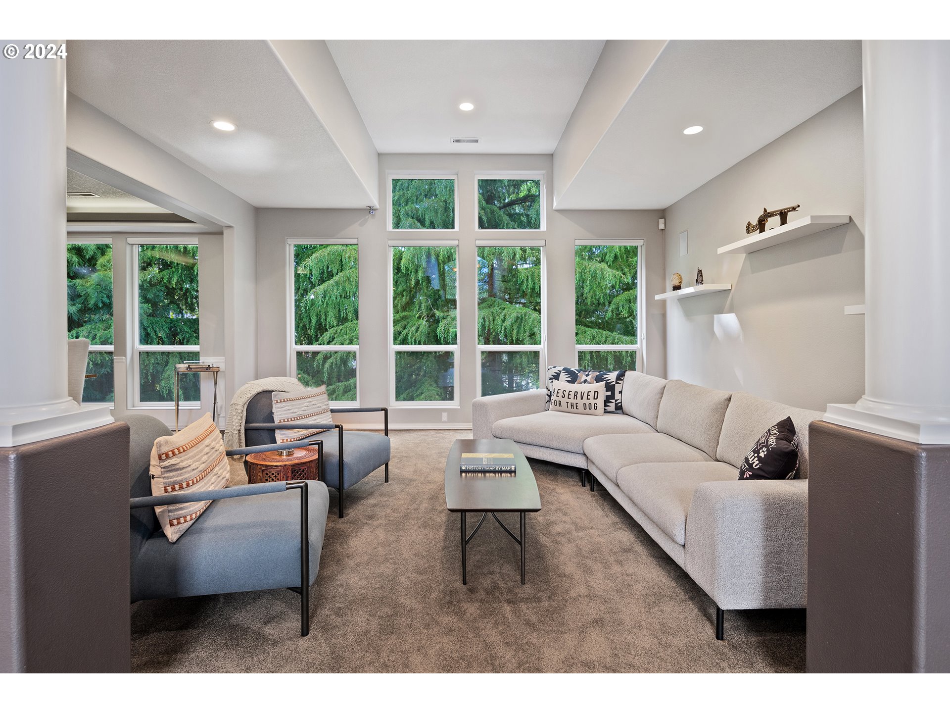 13867 Southwest Benchview Terrace Portland, OR 97223 - Photo 7 of 48