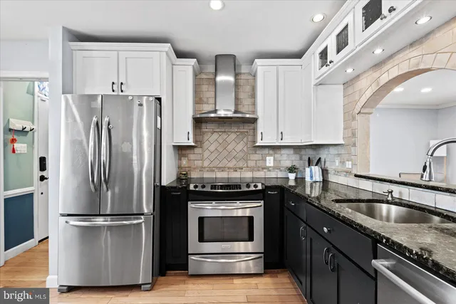 $594,000 | 15461 Golf Club Drive, Dumfries, VA 22025