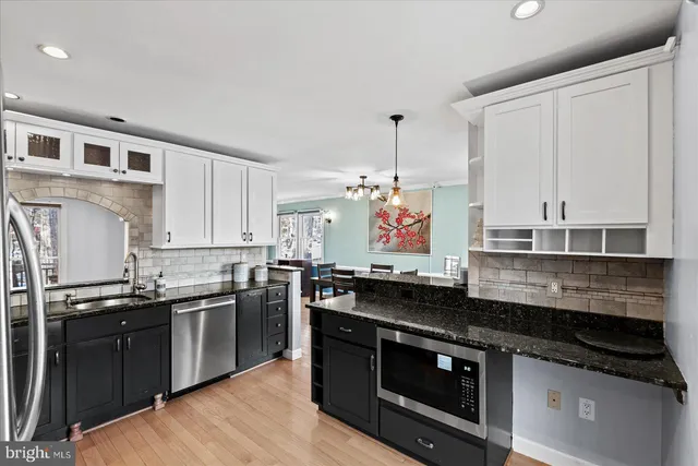 $594,000 | 15461 Golf Club Drive, Dumfries, VA 22025