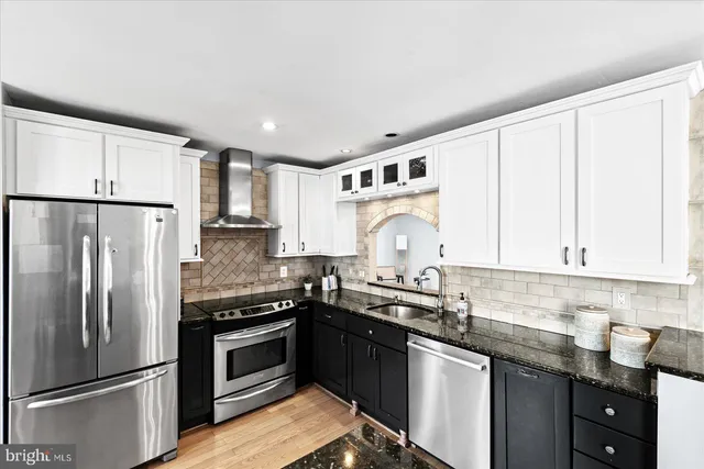 $594,000 | 15461 Golf Club Drive, Dumfries, VA 22025