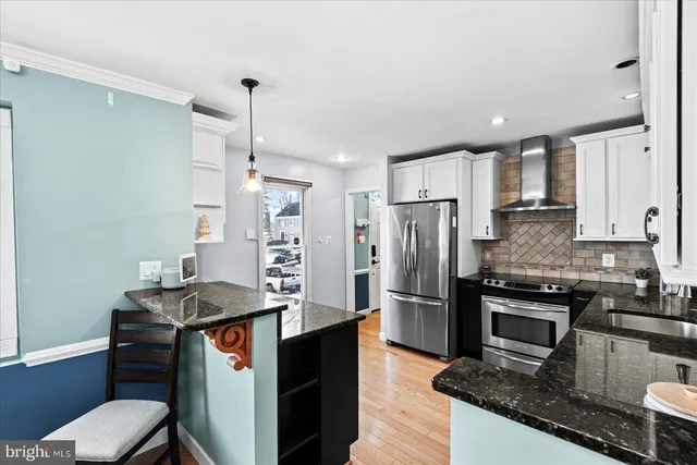 $594,000 | 15461 Golf Club Drive, Dumfries, VA 22025