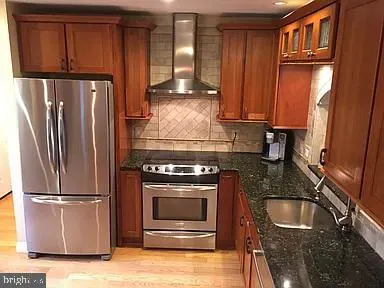 $589,900 | 15461 Golf Club Drive, Dumfries, VA 22025