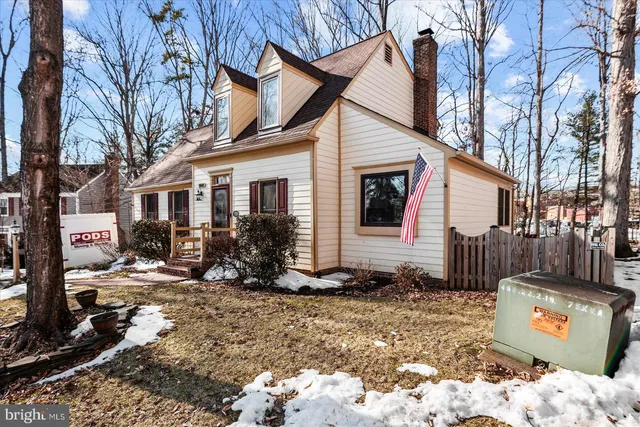 $594,000 | 15461 Golf Club Drive, Dumfries, VA 22025