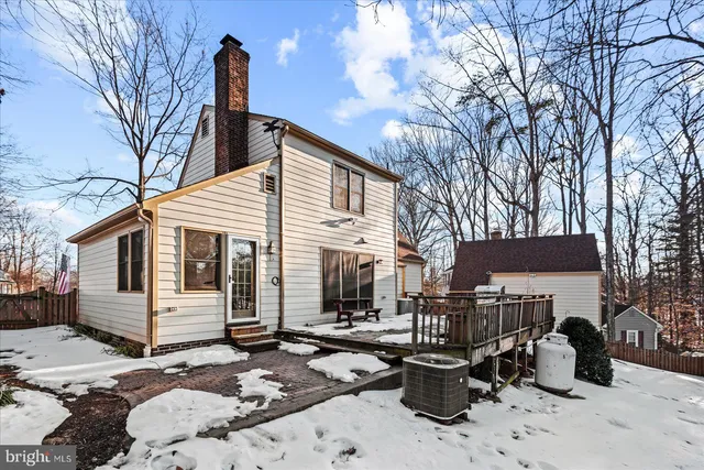 $594,000 | 15461 Golf Club Drive, Dumfries, VA 22025