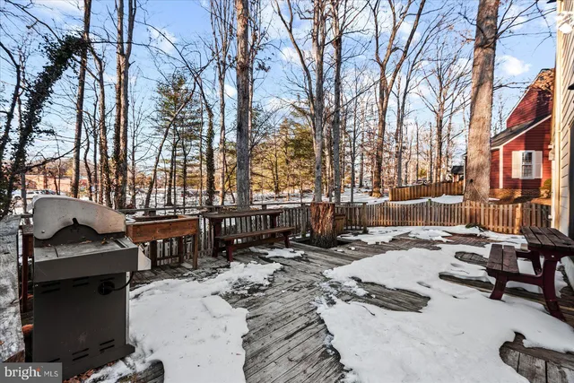 $594,000 | 15461 Golf Club Drive, Dumfries, VA 22025