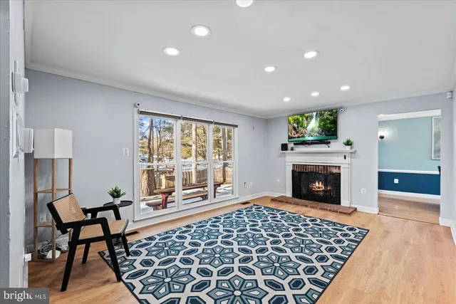 $594,000 | 15461 Golf Club Drive, Dumfries, VA 22025