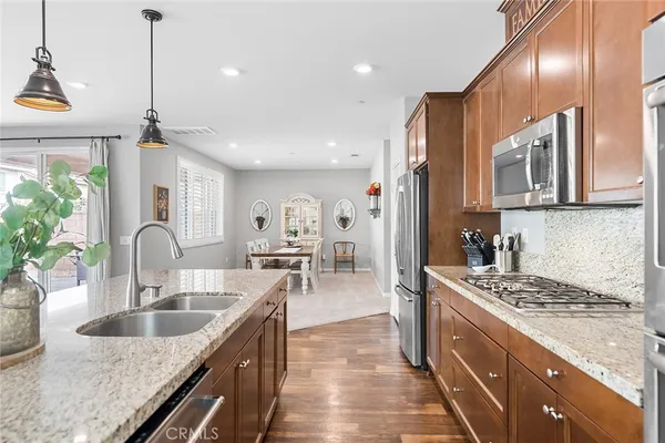 $759,900 | 7982 Sea Salt Avenue, Fontana, CA 92336