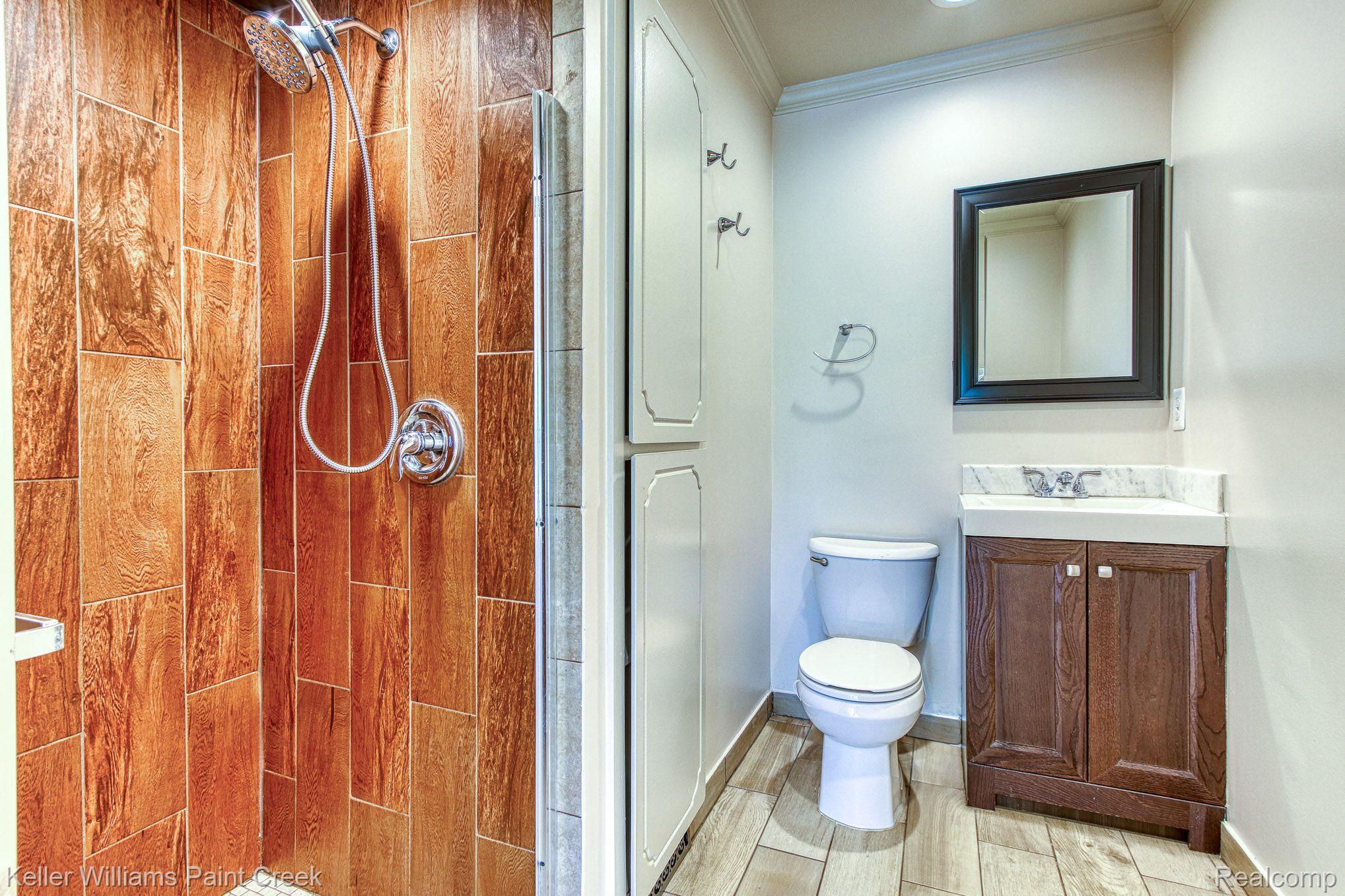 784 Oak Brook Ridge Drive Rochester, MI 48307 - Photo 13 of 23 Gallery Image 13