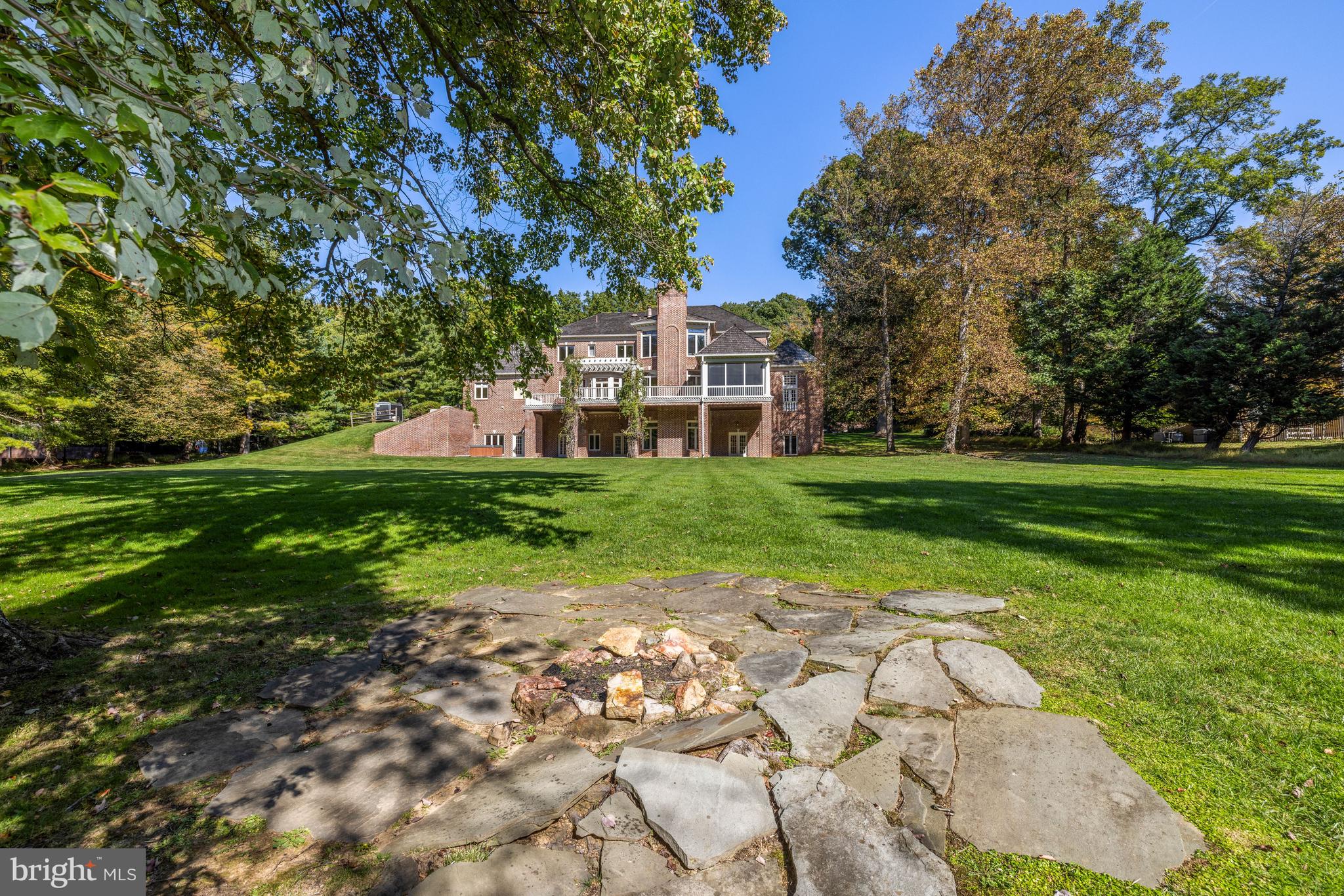 8801 Belmart Road Potomac, MD 20854 - Photo 11 of 15 Tour Photo