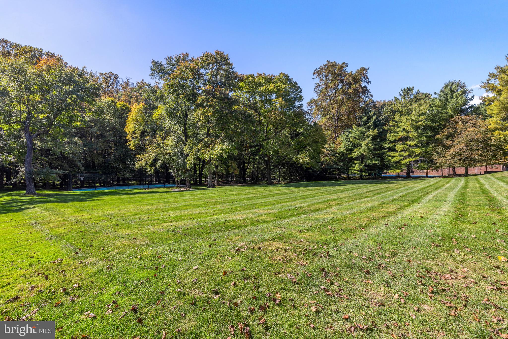 8801 Belmart Road Potomac, MD 20854 - Photo 10 of 15 Tour Photo