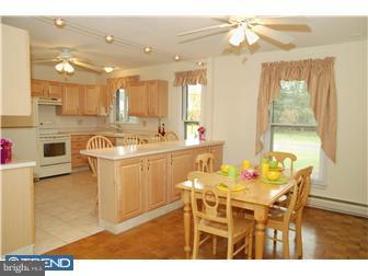 1610 Quarry Road Lansdale, PA 19446 - Photo 4 of 11 Dining Room