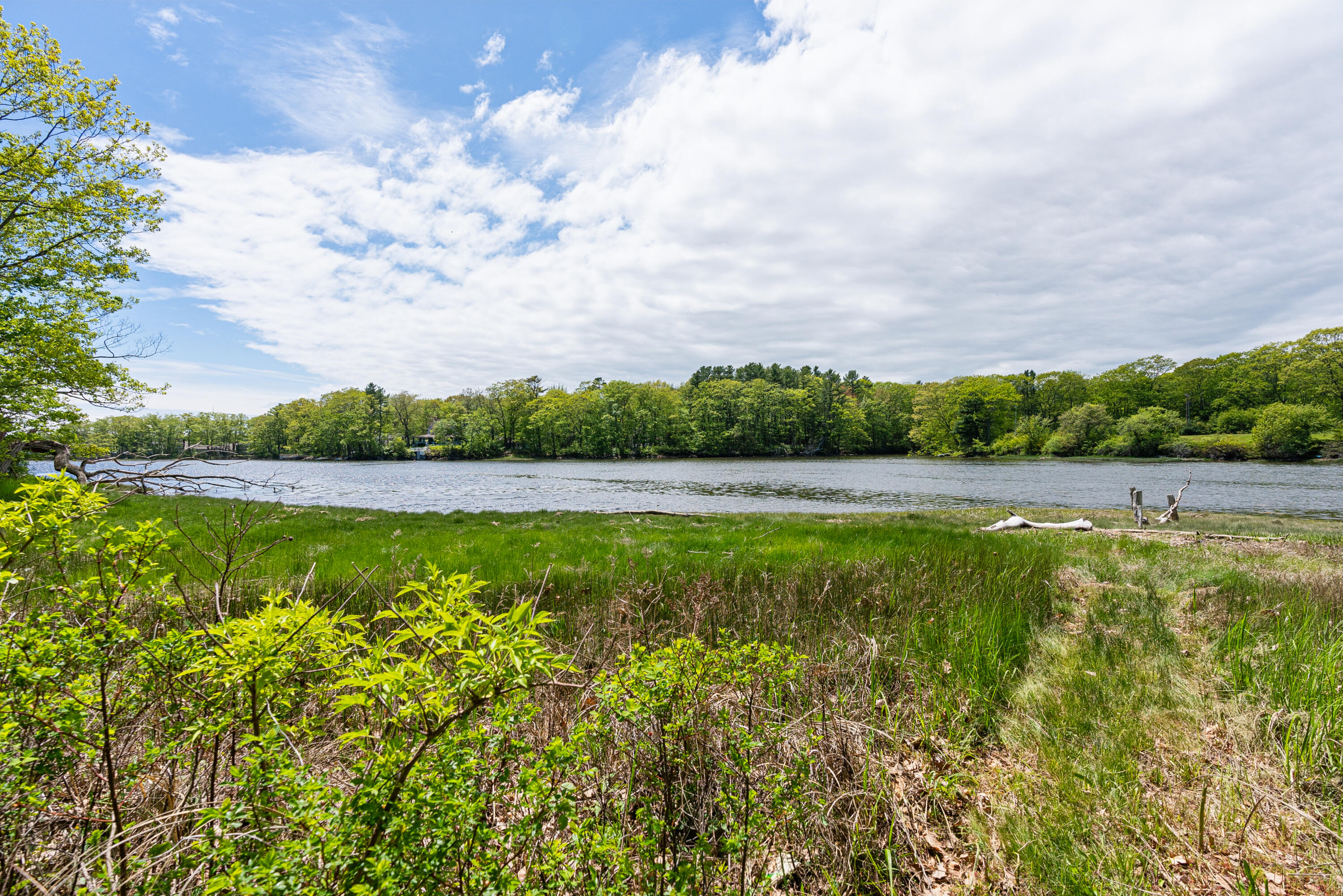 16 Oak Street Kennebunkport, ME 04046 - Photo 11 of 68 DSC08058