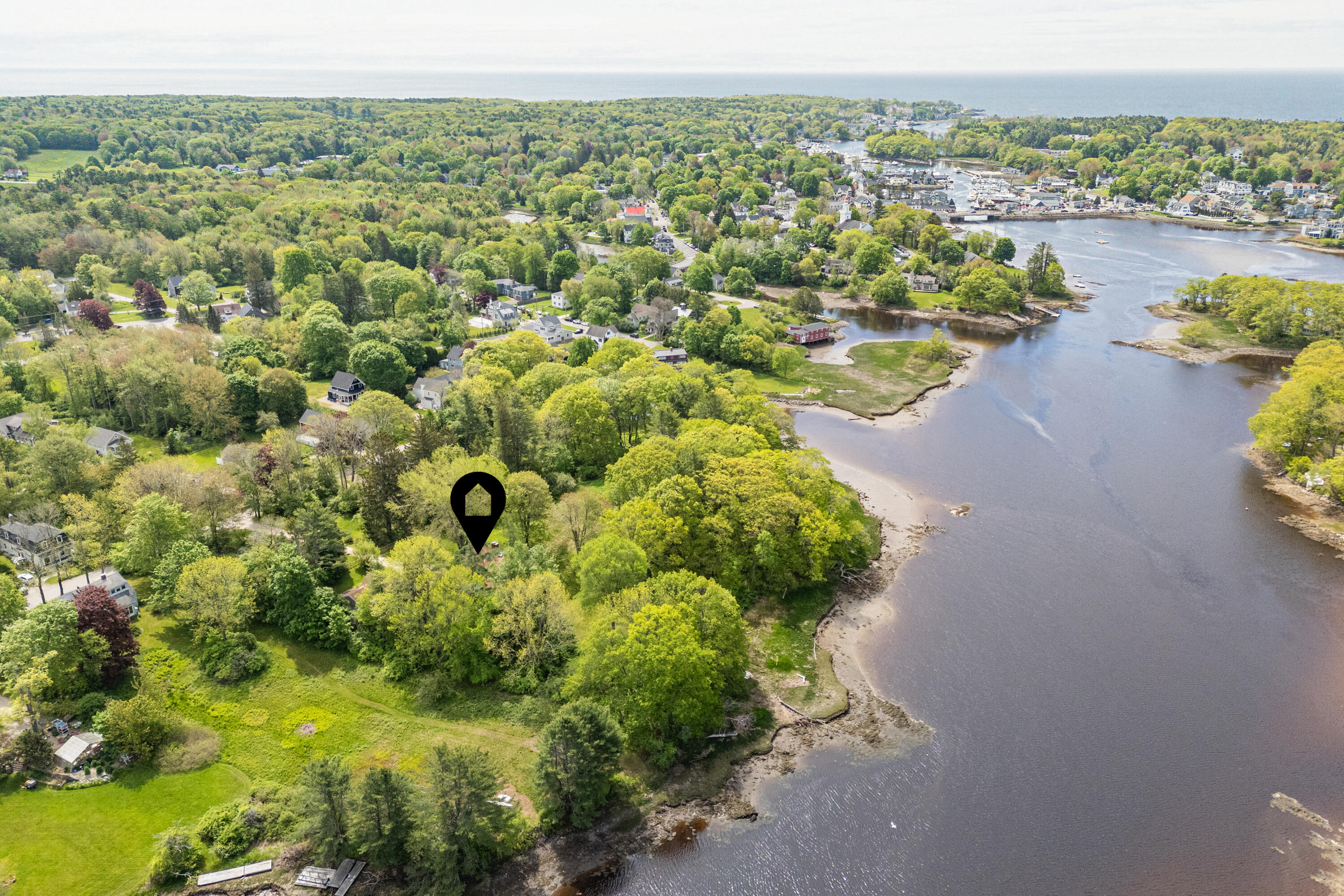 16 Oak Street Kennebunkport, ME 04046 - Photo 9 of 68 DJI_20250529103717_0228_DW