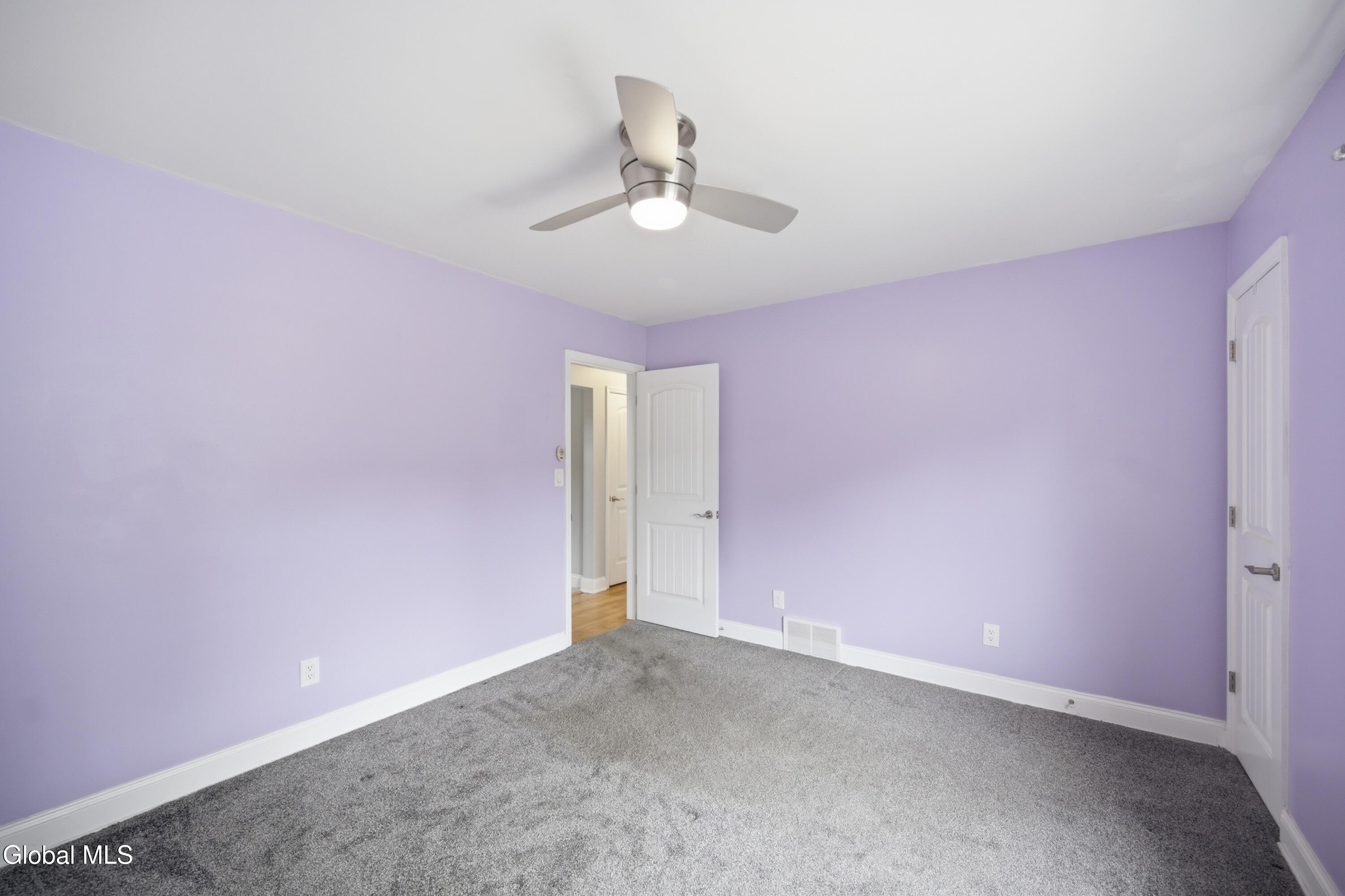 1022 Riggi Avenue Rotterdam, NY 12303 - Photo 20 of 35 23-023_JKT_0059