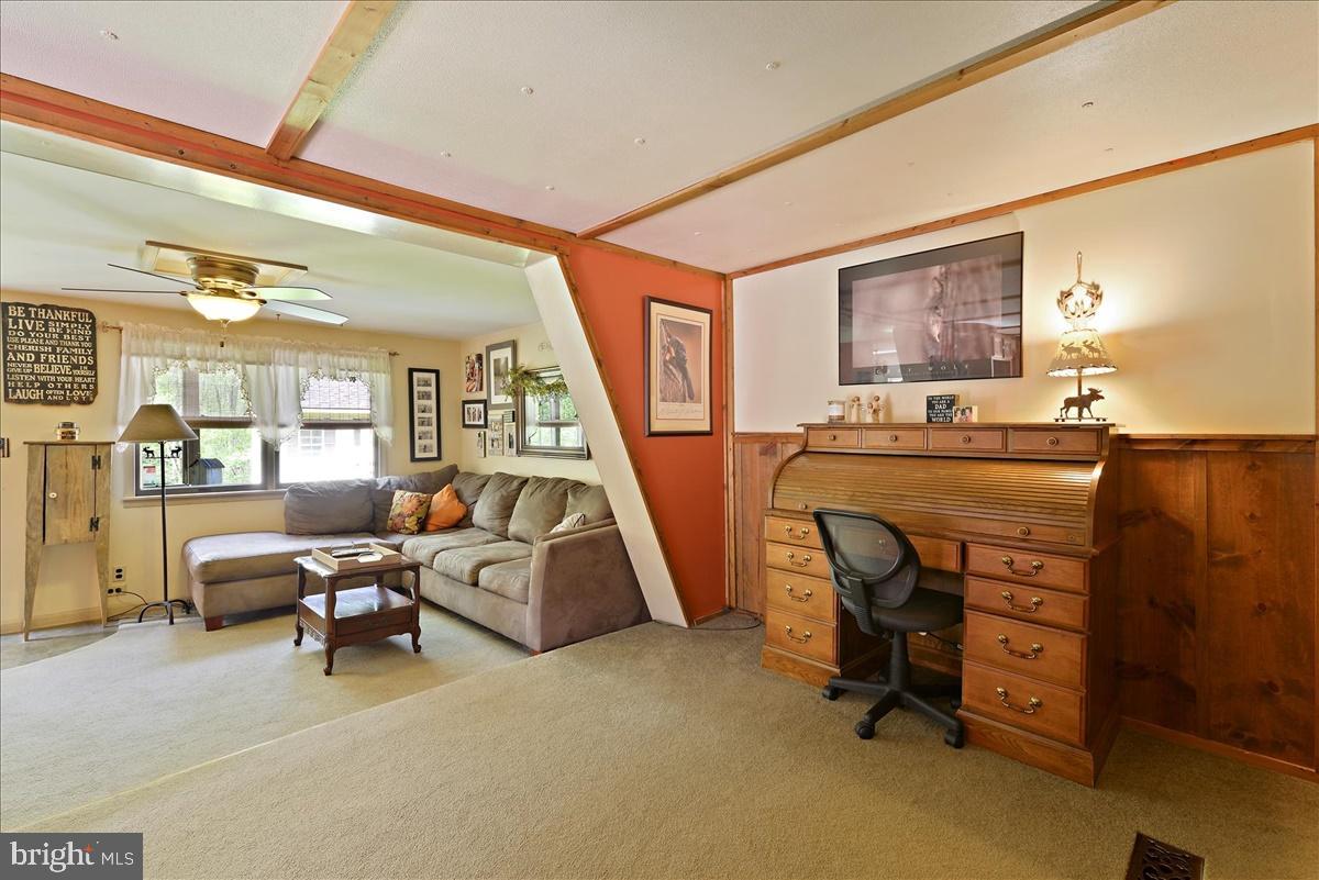 588 Smokestown Road Denver, PA 17517 - Photo 8 of 30 V2