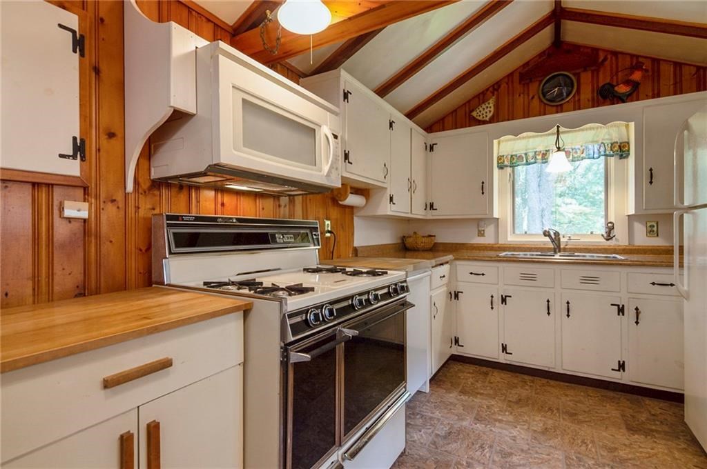 1431 Maple Valley Road Coventry, RI 02827 - Photo 10 of 25
