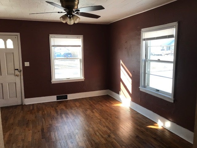100 Walnut Street Tipton, IA 52772 - Photo 8 of 18 Gallery Image 8