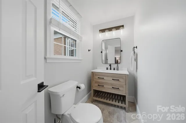 $489,000 | 1002 South Brady Avenue, Newton, NC 28658