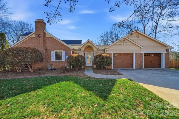 $459,000 | 1002 South Brady Avenue, Newton, NC 28658