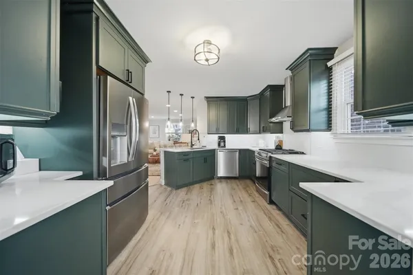 $459,000 | 1002 South Brady Avenue, Newton, NC 28658