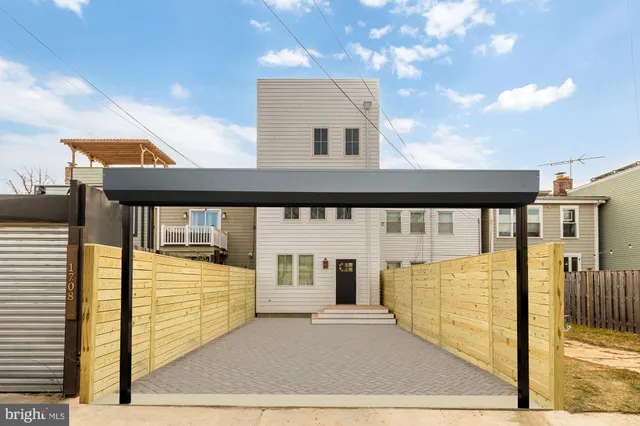 $12,999 | 1706 Bay Street Southeast, Washington, DC 20003