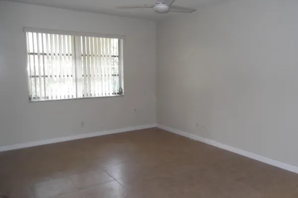 $1,800 | 4510 Northwest 2nd Street, Unit A, Delray Beach, FL 33445