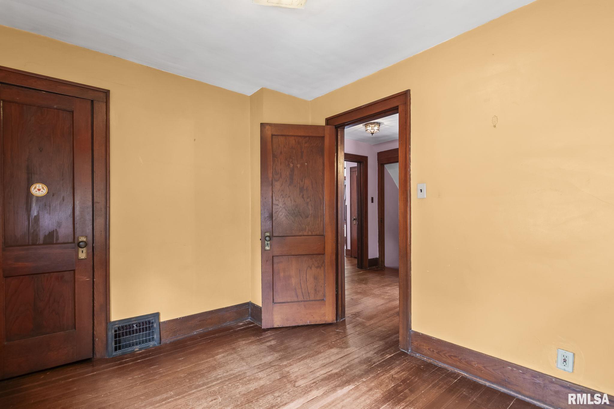 1537 North 4th Street Springfield, IL 62702 - Photo 24 of 35