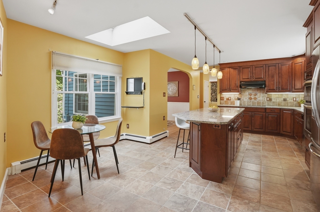 74 High Street Upton, MA 01568 - Photo 12 of 40
