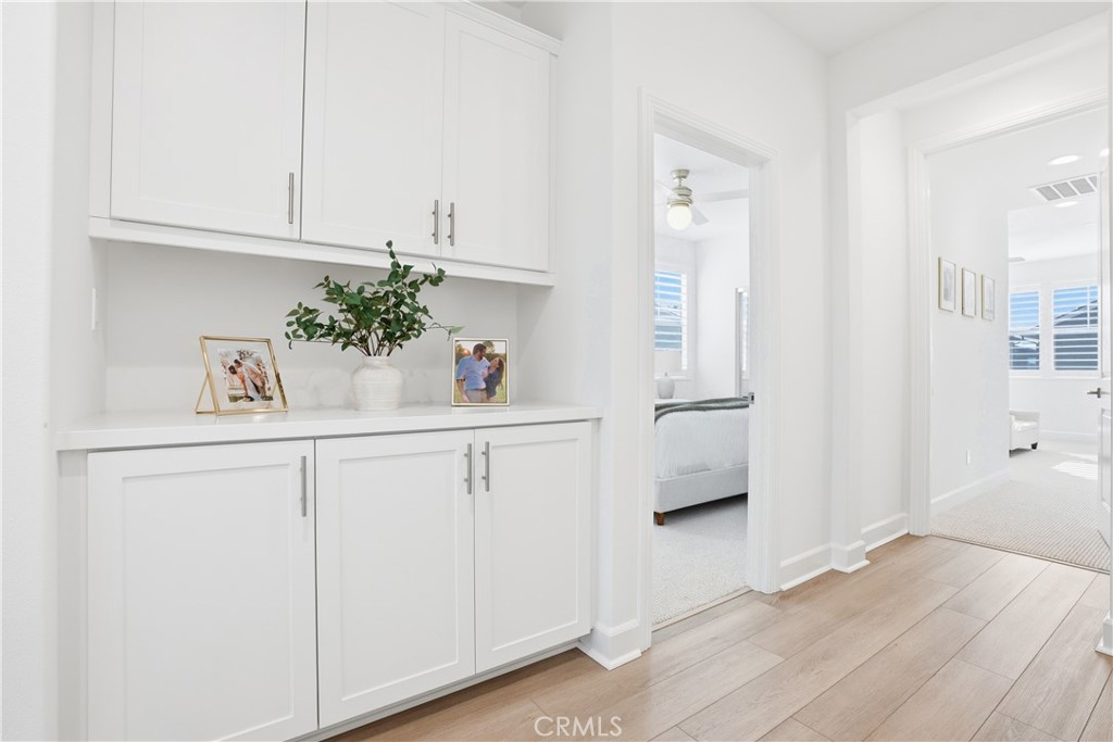 135 Medano Street Rancho Mission Viejo, CA 92694 - Photo 37 of 67 Upstairs Hallway