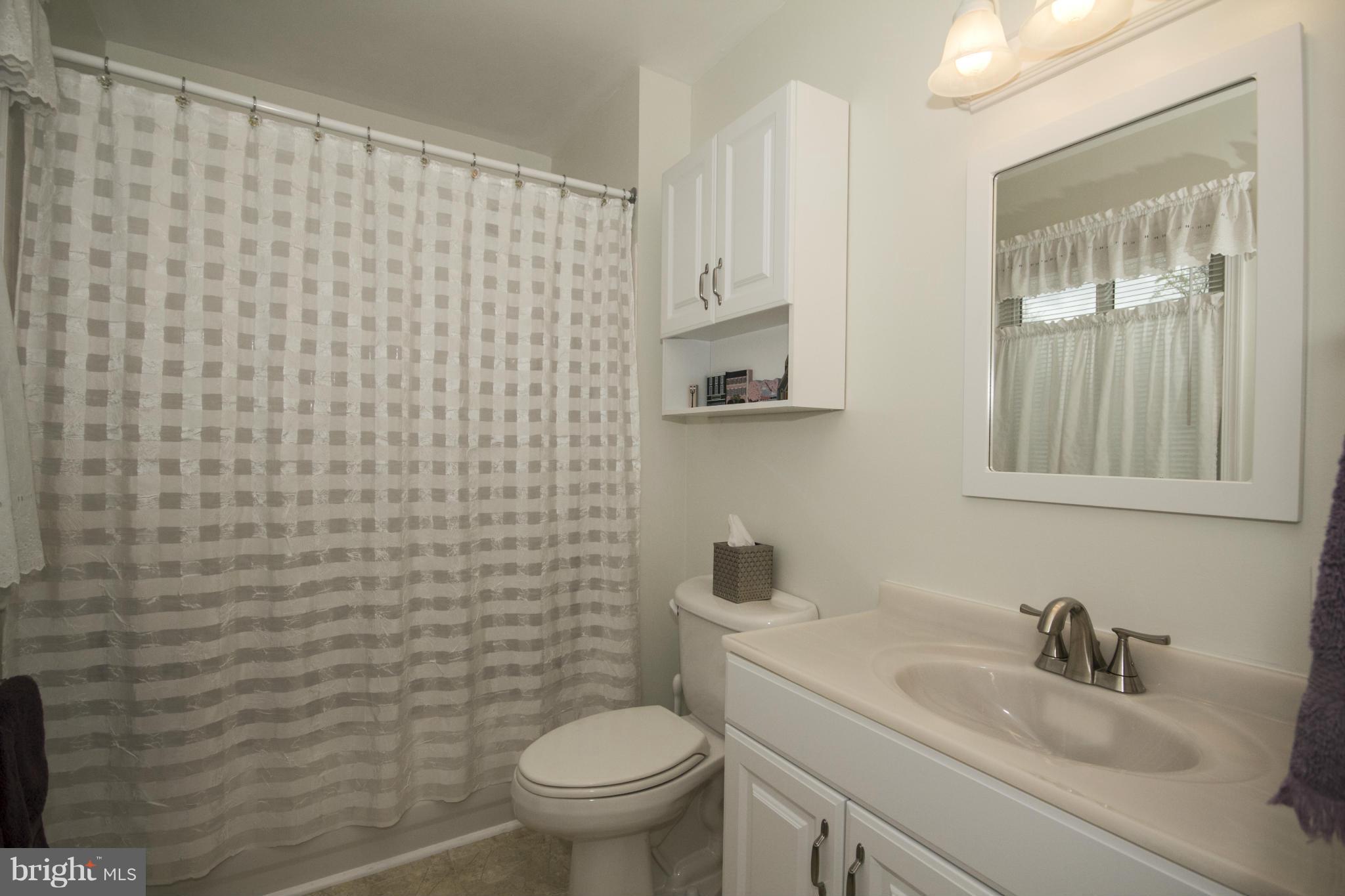 9481 Farewell Road Columbia, MD 21045 - Photo 17 of 26 Remodeled bath