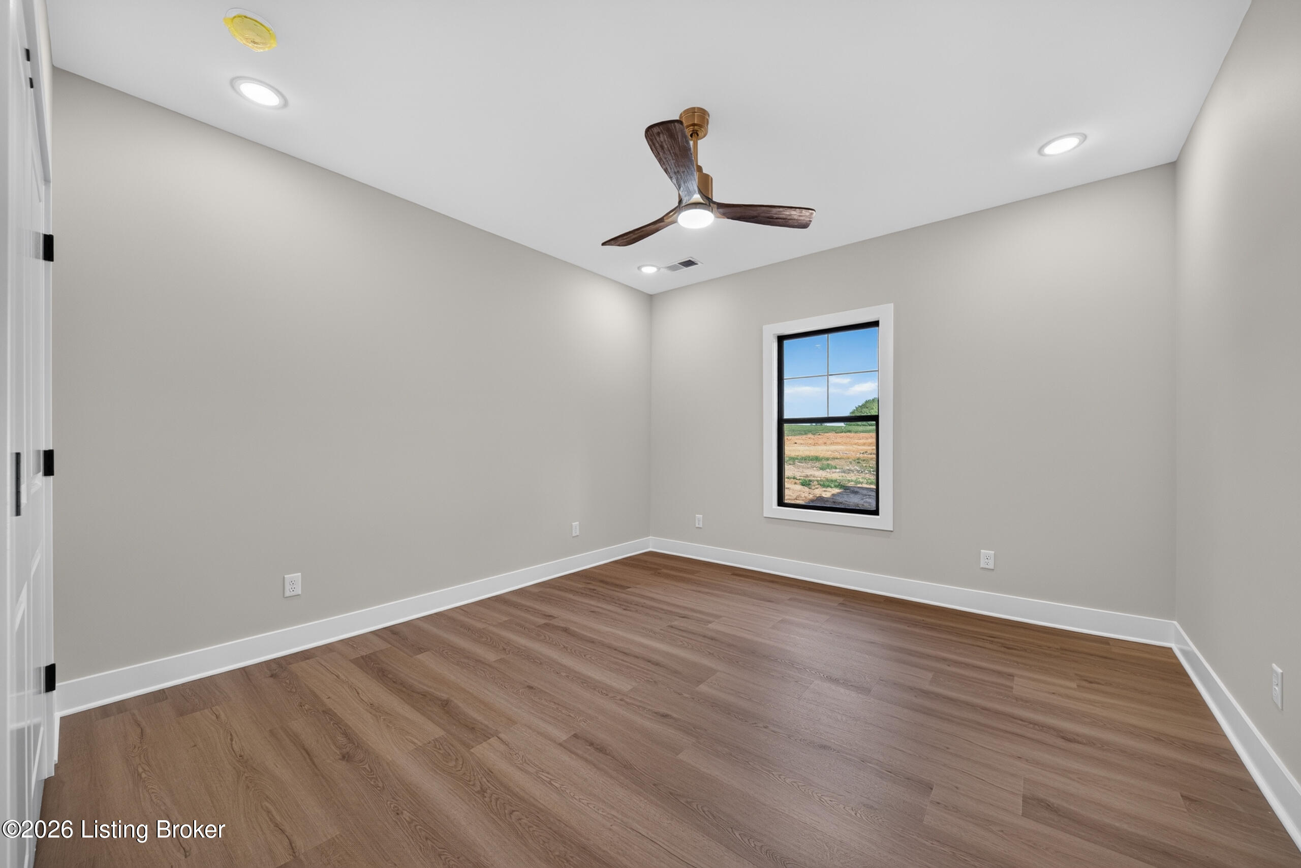 2492 Roundtop Road Elizabethtown, KY 42701 - Photo 39 of 60 DSC04326