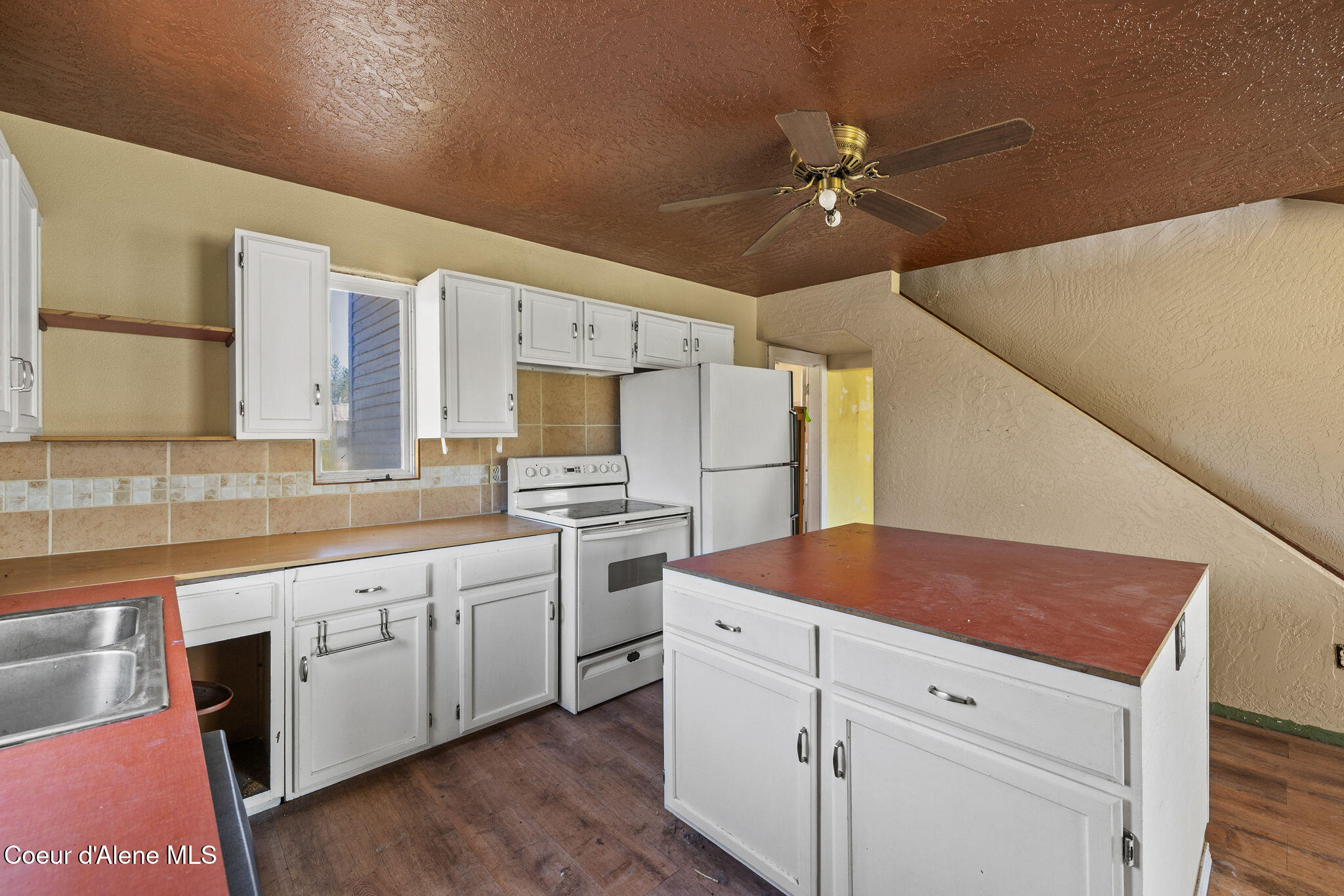 26497 North Warren Road Athol, ID 83801 - Photo 14 of 30 Kitchen