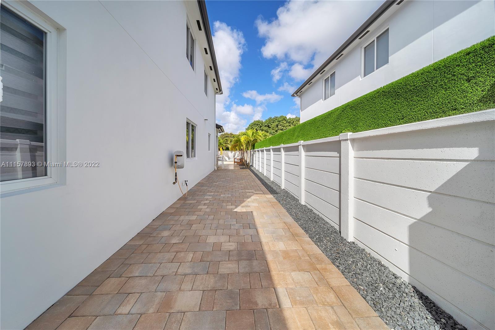 Westchester Miami, FL 33165 - Photo 21 of 84