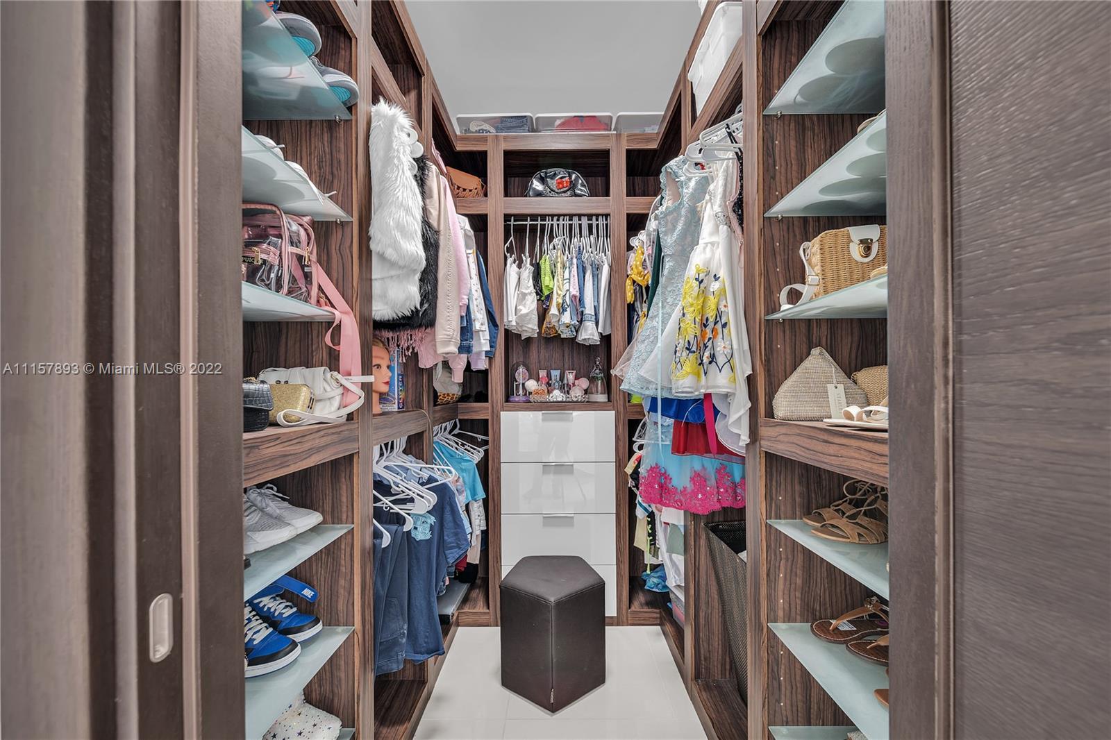 Westchester Miami, FL 33165 - Photo 53 of 84