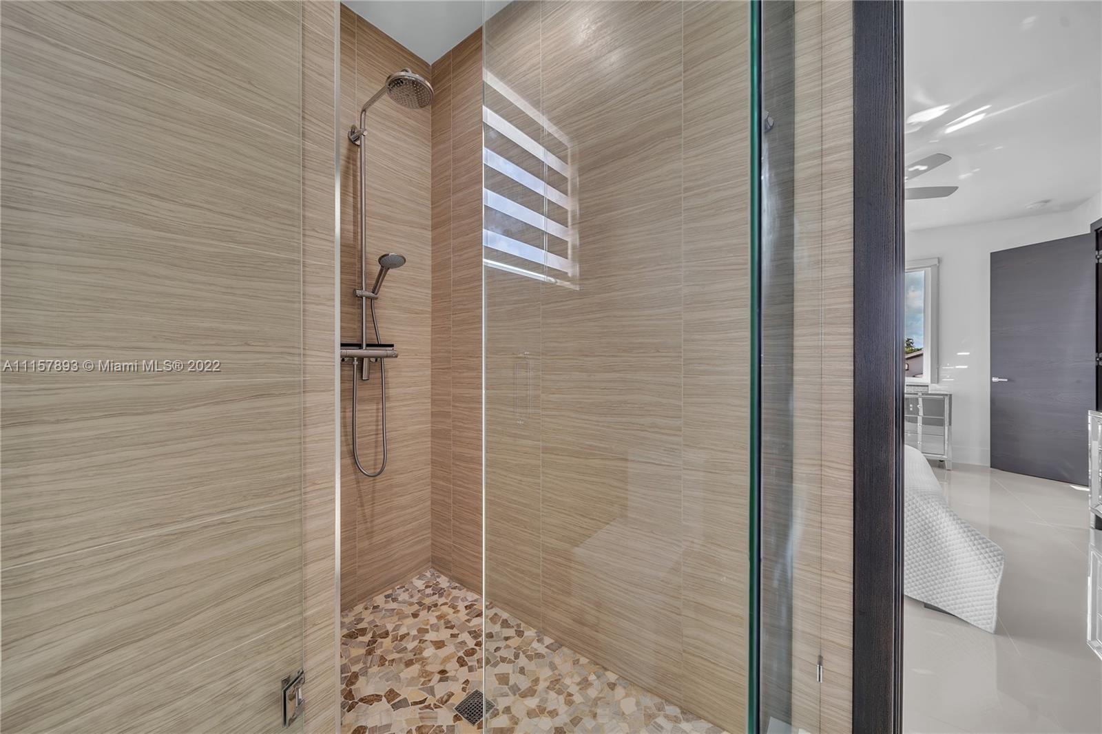 Westchester Miami, FL 33165 - Photo 59 of 84