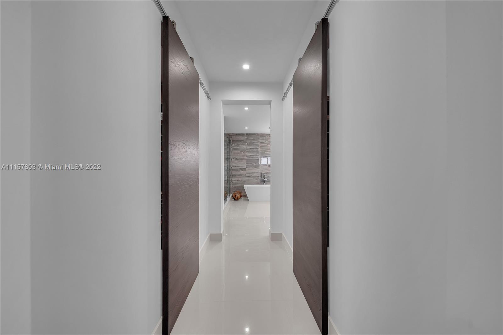 Westchester Miami, FL 33165 - Photo 64 of 84