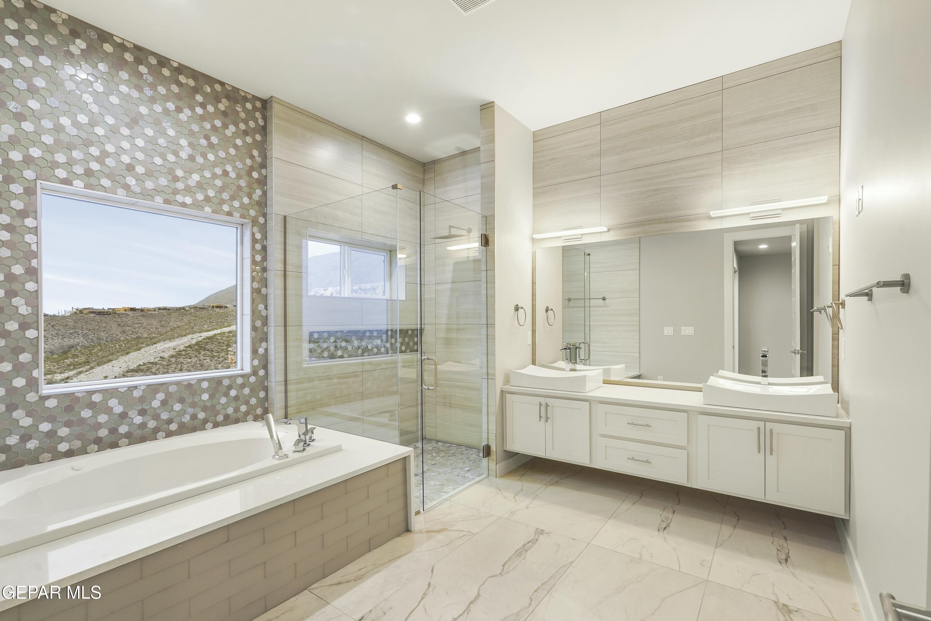 860 West Gate El Paso, TX 79932 - Photo 5 of 7 tempImageS4YsxS