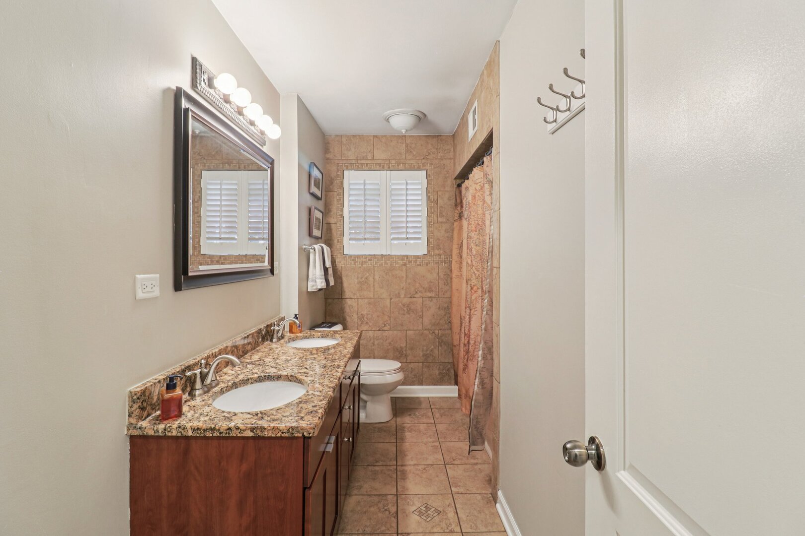 8318 Gross Point Road Morton Grove, IL 60053 - Photo 24 of 45 Gallery Image 24