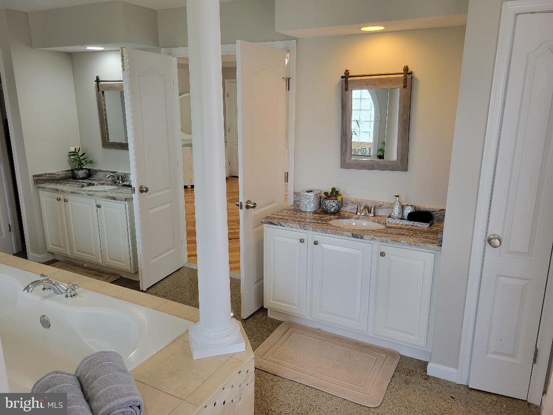 7606 Killbarron Drive Laurel, MD 20707 - Photo 32 of 63 Individual vanities and sink