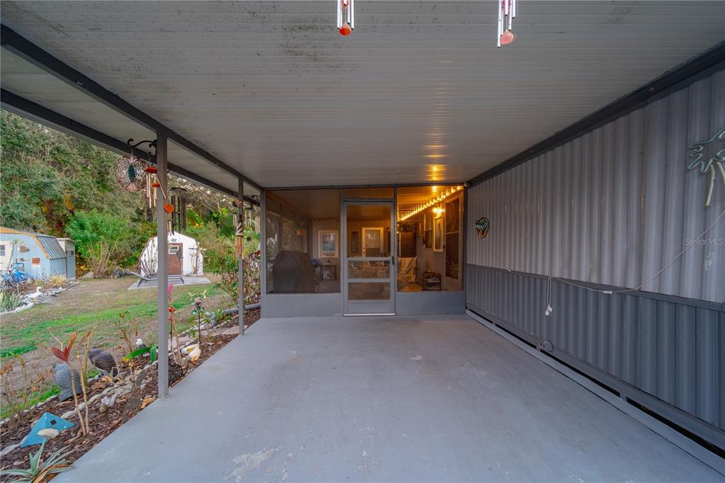 1381 Southeast Lake Road Arcadia, FL 34266 - Photo 25 of 38 a view of a porch