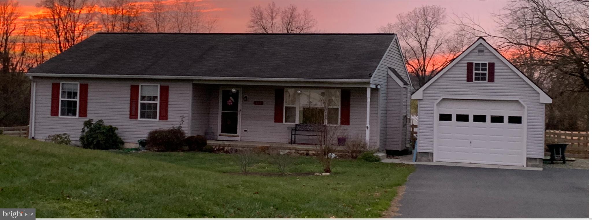 182 Graves Road Oxford, PA 19363 - Photo 2 of 28 Gallery Image 2