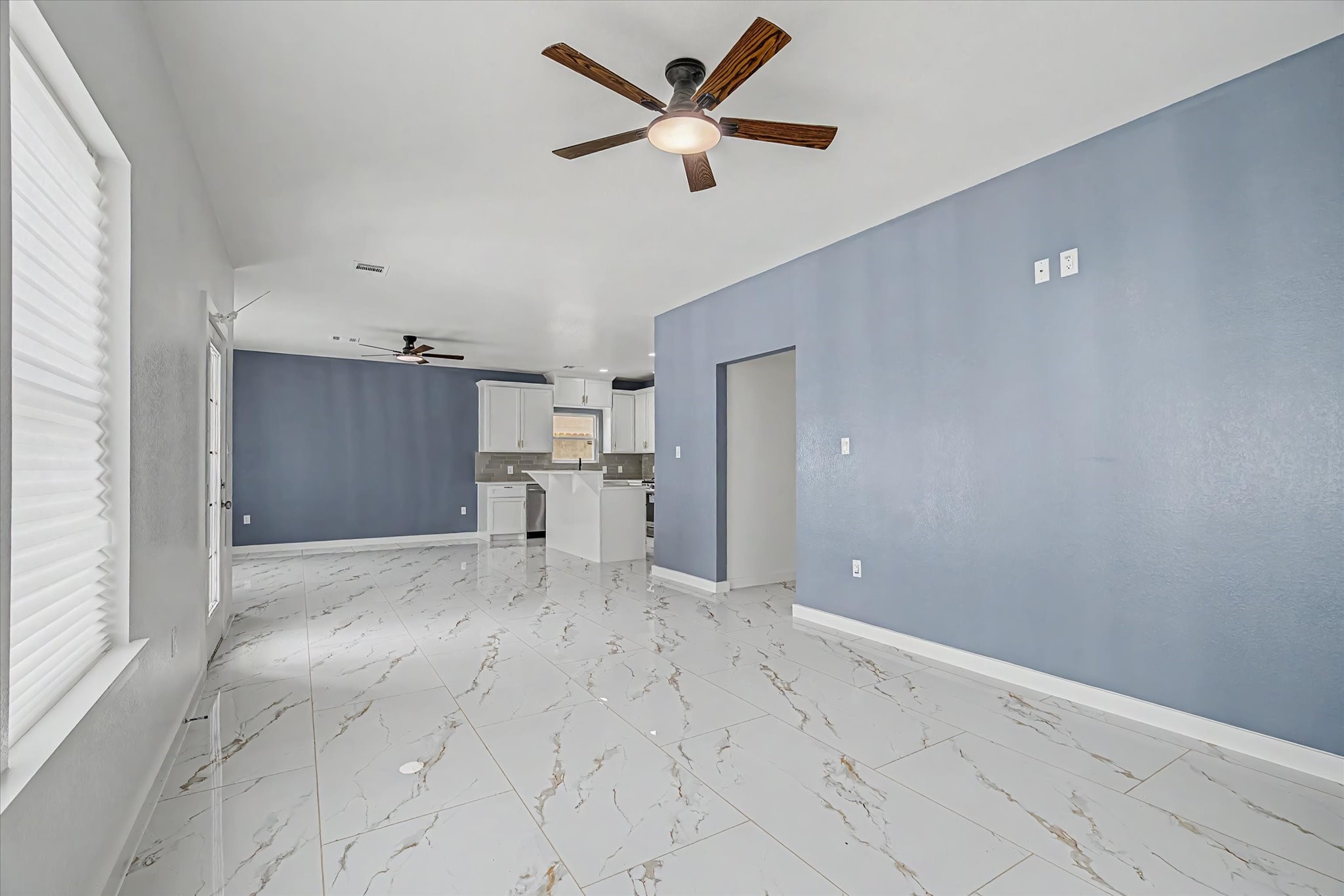 5919 Rietta Street Houston, TX 77016 - Photo 11 of 32 Gallery Image 11