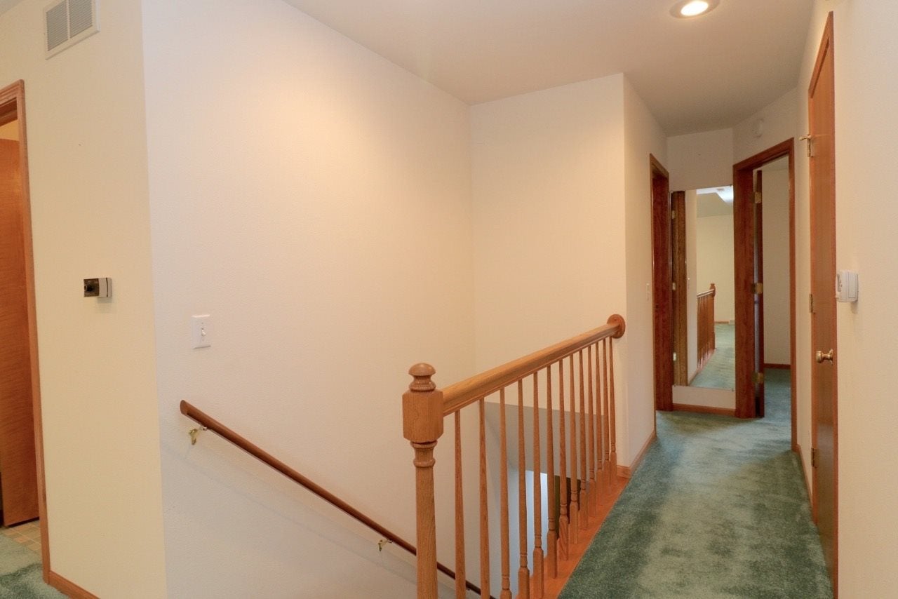 2155 Crown Point Road Dubuque, IA 52002 - Photo 12 of 24 Gallery Image 12